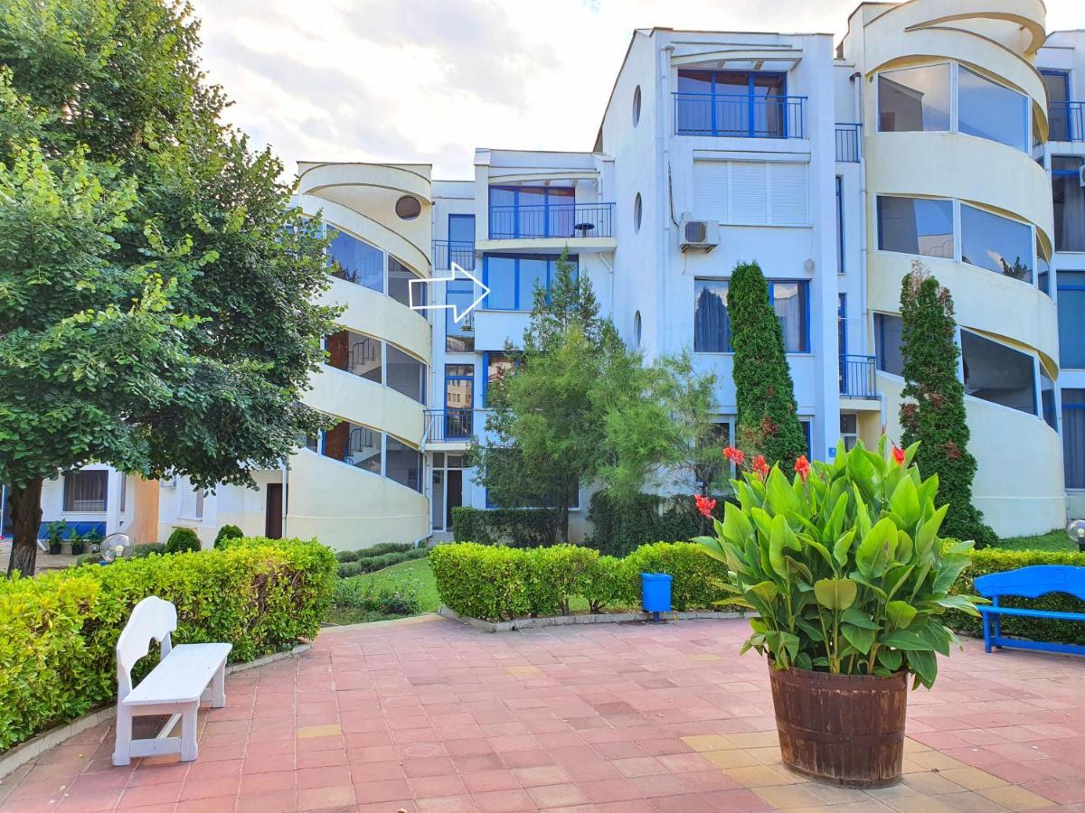 Sveti Vlas Marina Beach Apartment - Vega Village Ngoại thất bức ảnh
