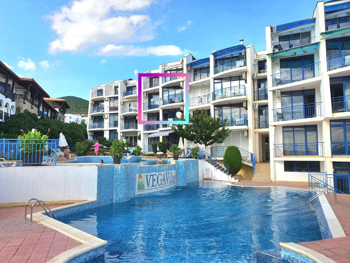 Sveti Vlas Marina Beach Apartment - Vega Village Ngoại thất bức ảnh